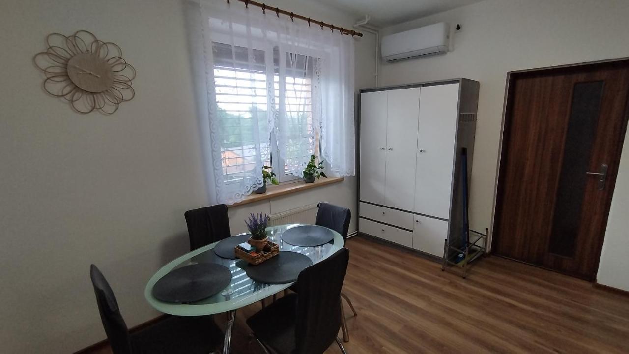 Apartman Amsel Ostrov  Eksteriør billede