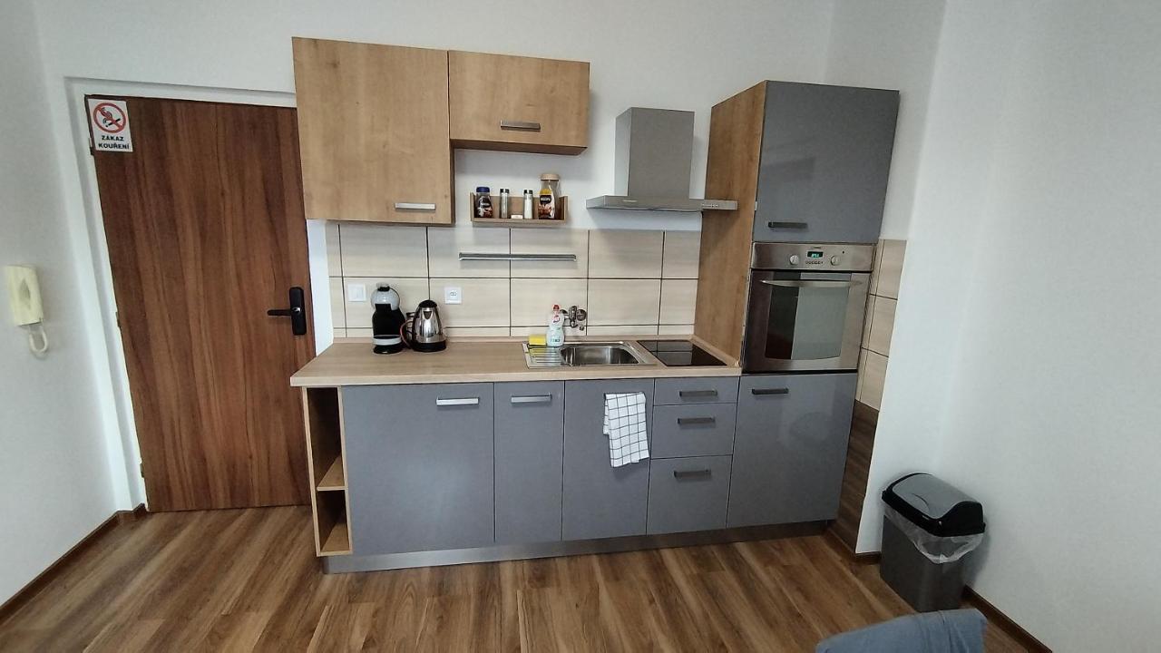 Apartman Amsel Ostrov  Eksteriør billede